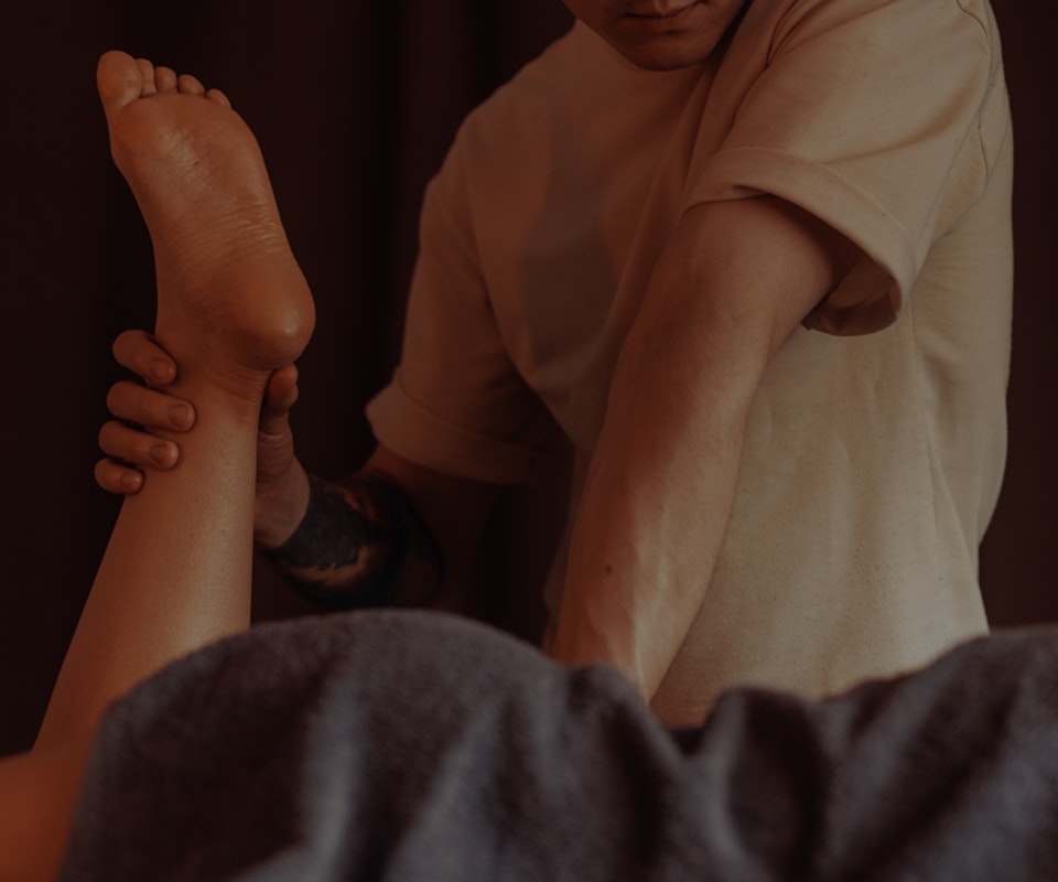 Pilihan sepatu dan alas kaki